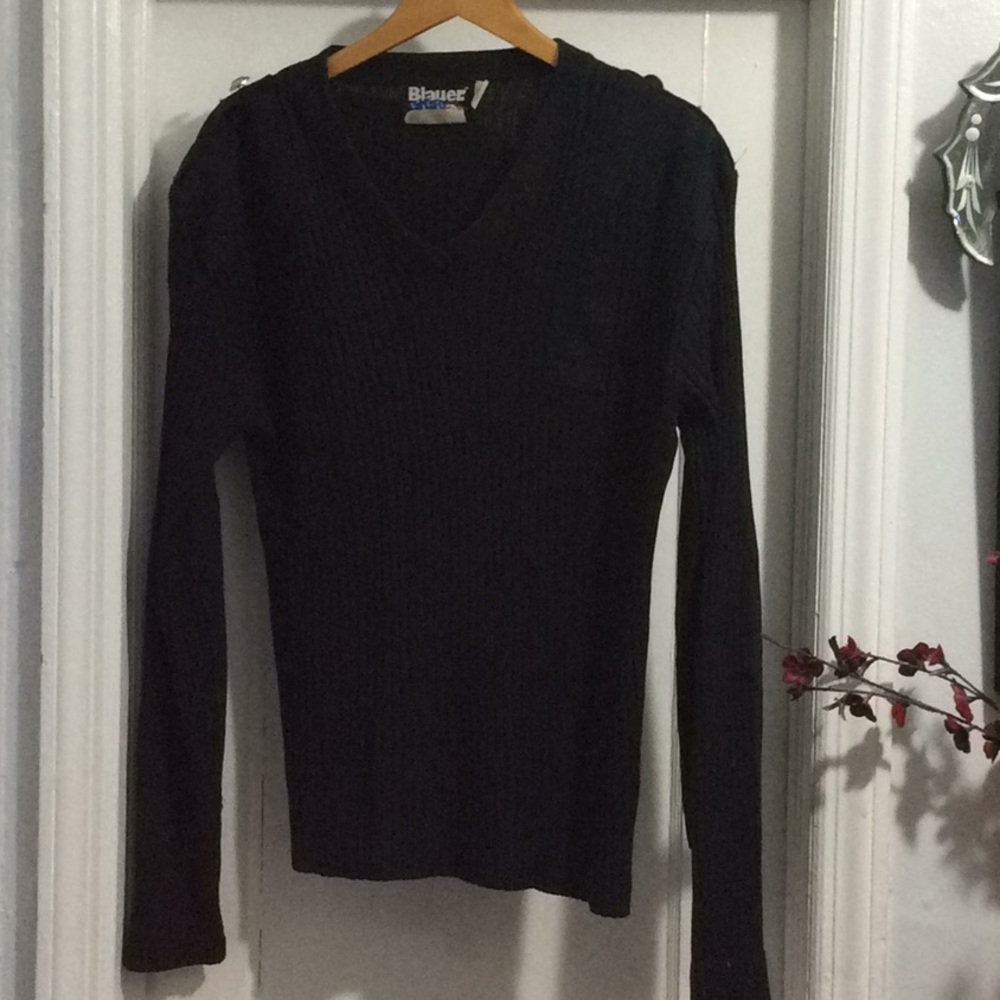 Blauer Sweater with elbow patches